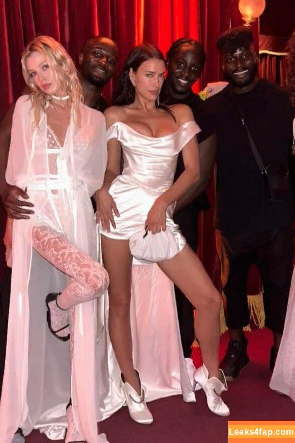 Irina Shayk / irinashayk / theirishayk слитое фото фото #0242