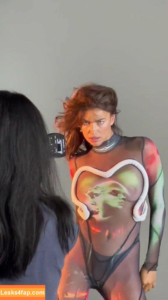 Irina Shayk / irinashayk / theirishayk слитое фото фото #0261