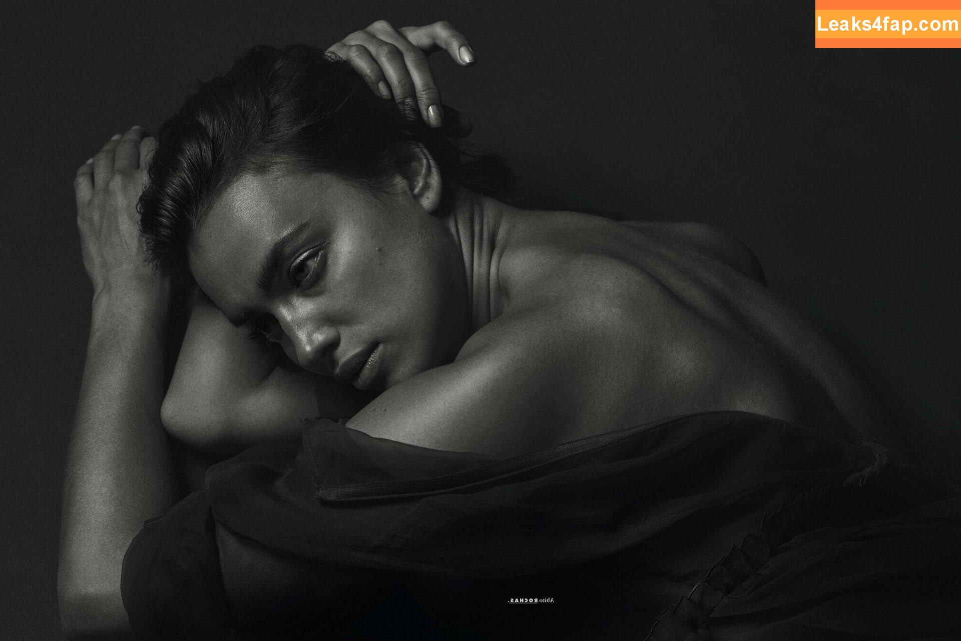 Irina Shayk / irinashayk / theirishayk слитое фото фото #0393