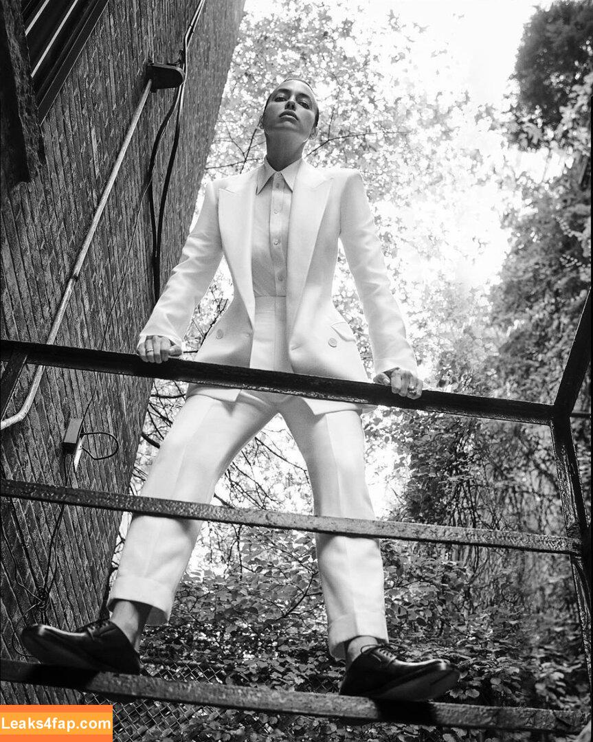 Irina Shayk / irinashayk / theirishayk слитое фото фото #0475