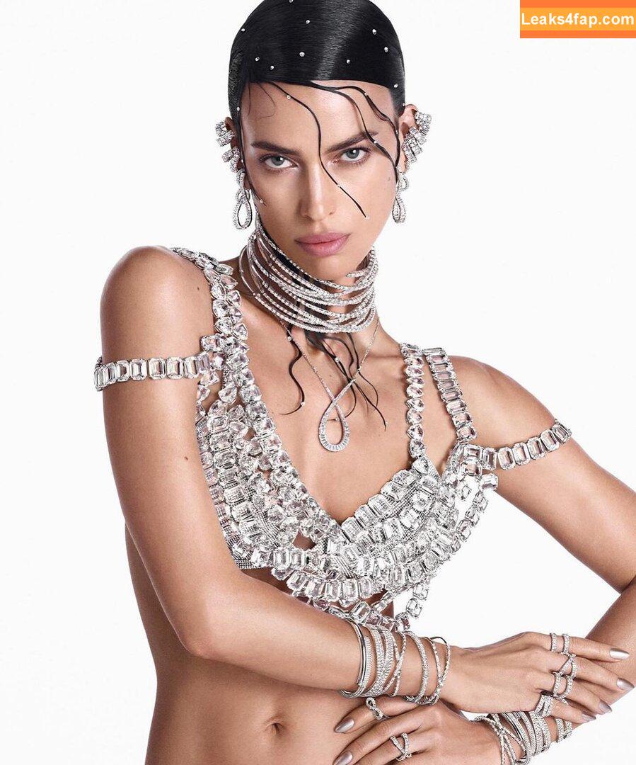 Irina Shayk / irinashayk / theirishayk слитое фото фото #0480