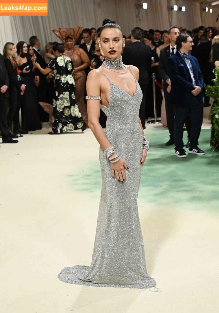 Irina Shayk / irinashayk / theirishayk слитое фото фото #0495