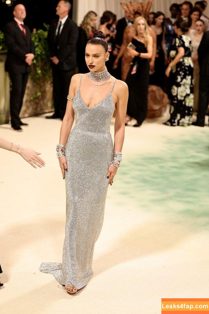 Irina Shayk / irinashayk / theirishayk слитое фото фото #0498