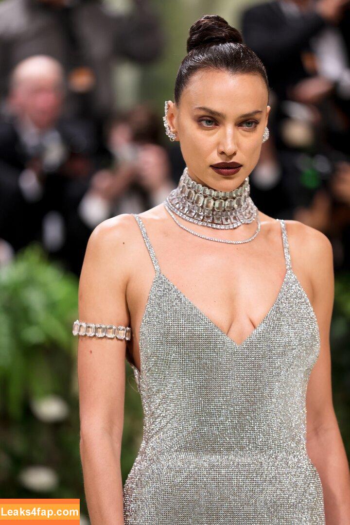 Irina Shayk / irinashayk / theirishayk слитое фото фото #0506