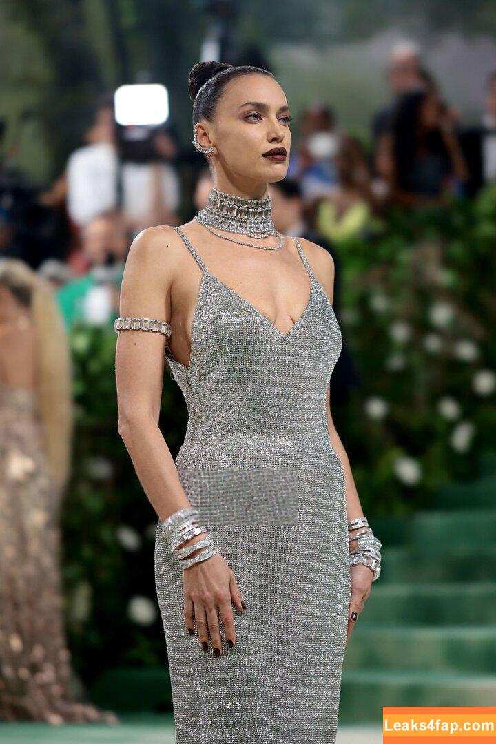 Irina Shayk / irinashayk / theirishayk слитое фото фото #0509