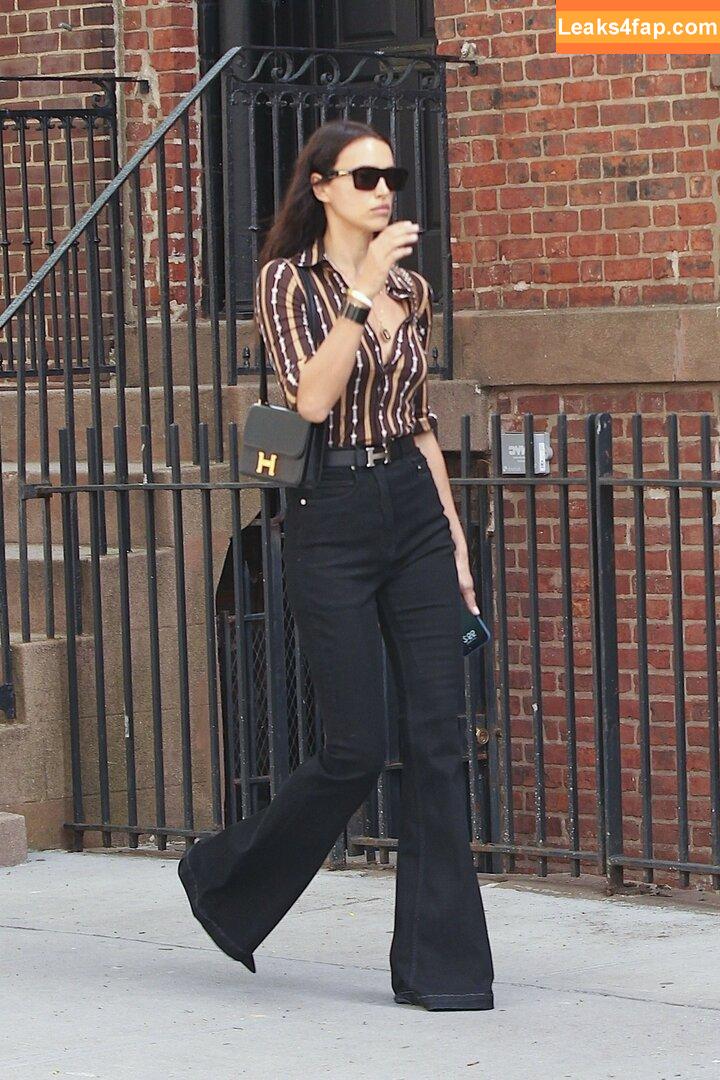 Irina Shayk / irinashayk / theirishayk leaked photo photo #0685