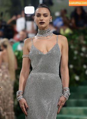 Irina Shayk фото #0511