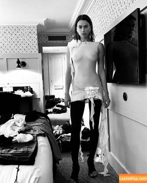 Irina Shayk photo #0745