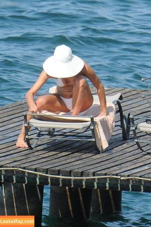 Irina Shayk photo #0807