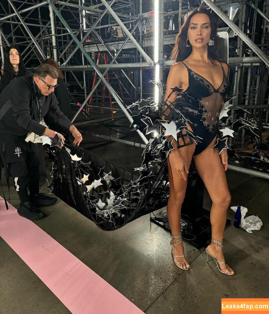 Irina Shayk / irinashayk / theirishayk leaked photo photo #1032