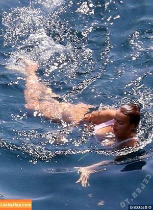 Irina Shayk photo #1688