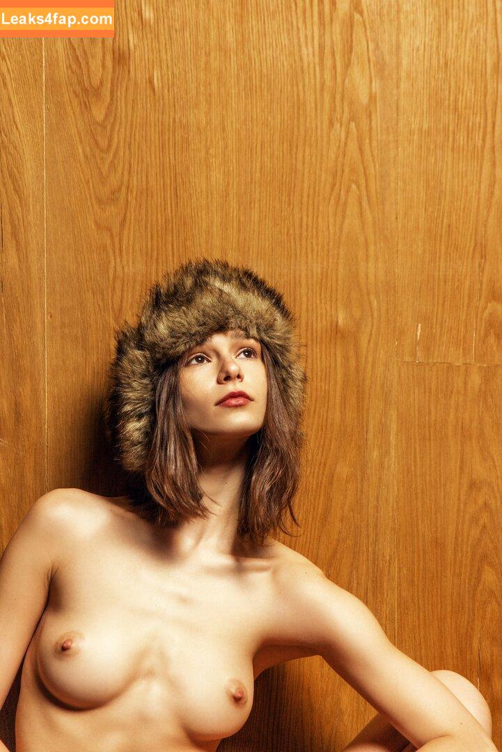 Irina Telicheva / AmberQ / Tasha / https: / irina_tlch leaked photo photo #0644