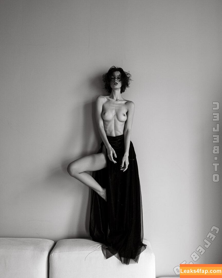 Irina Telicheva / AmberQ / Tasha / https: / irina_tlch слитое фото фото #0677