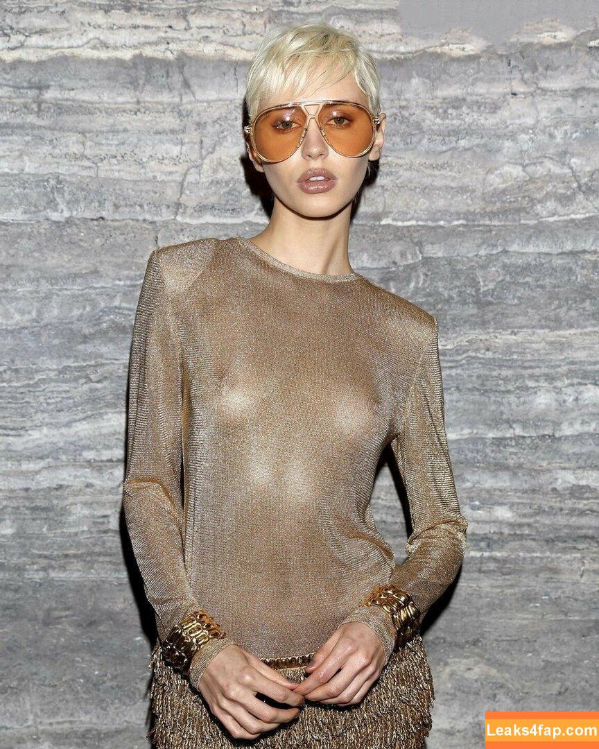 Iris Law / icelandicgirl69 / lirisaw leaked photo photo #0033