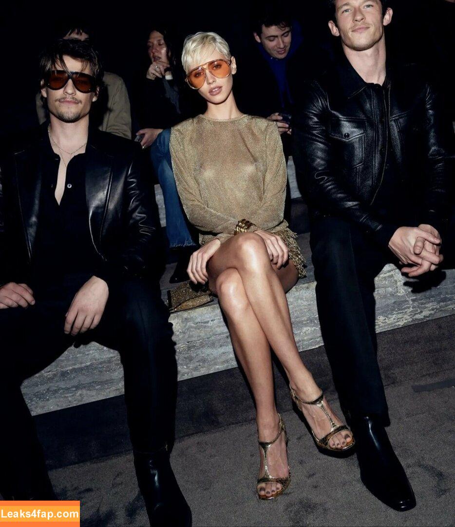 Iris Law / icelandicgirl69 / lirisaw leaked photo photo #0034