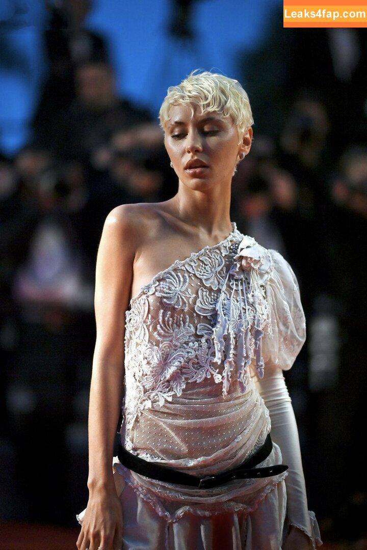 Iris Law / icelandicgirl69 / lirisaw leaked photo photo #0067