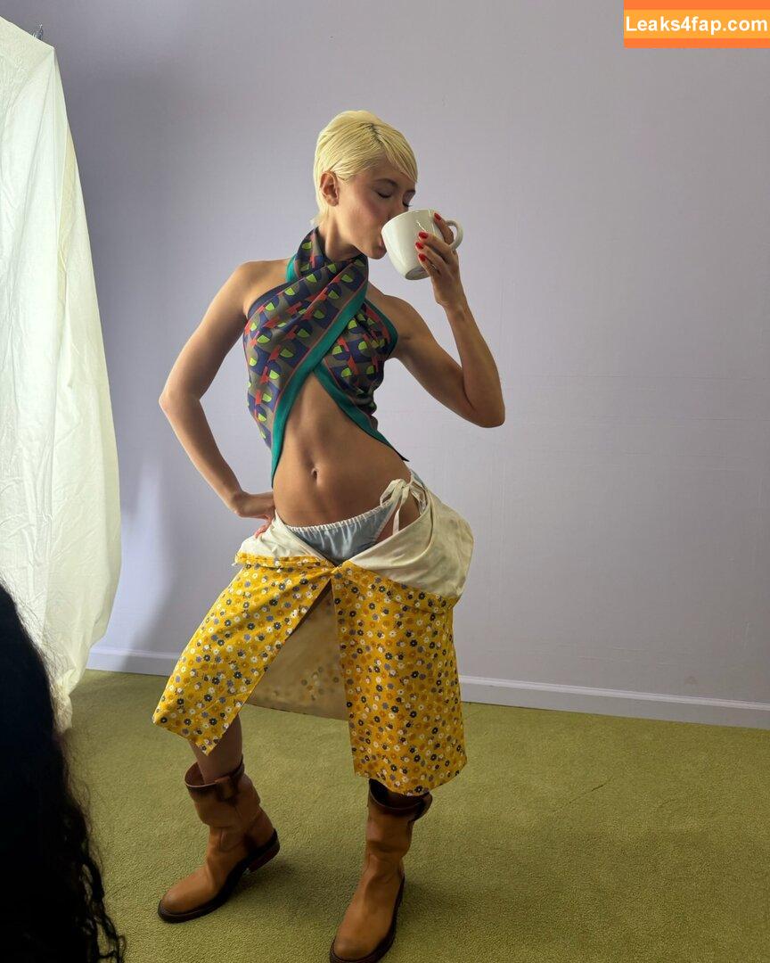 Iris Law / icelandicgirl69 / lirisaw leaked photo photo #0277