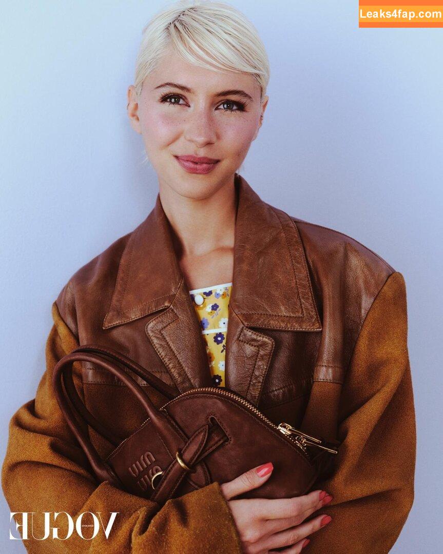 Iris Law / icelandicgirl69 / lirisaw leaked photo photo #0282