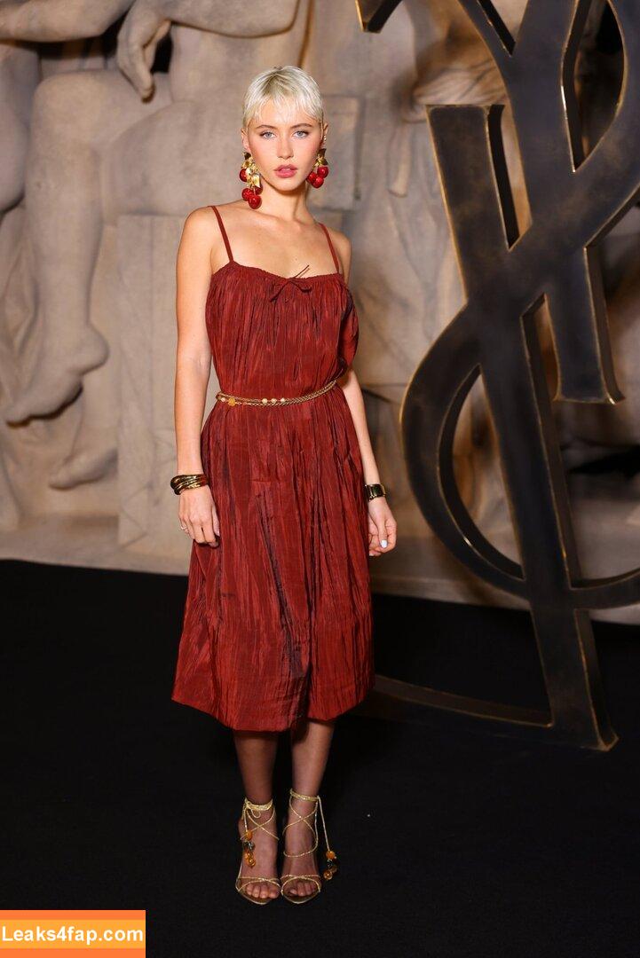 Iris Law / icelandicgirl69 / lirisaw leaked photo photo #0286