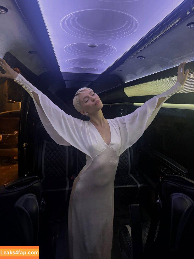 Iris Law / icelandicgirl69 / lirisaw leaked photo photo #0294