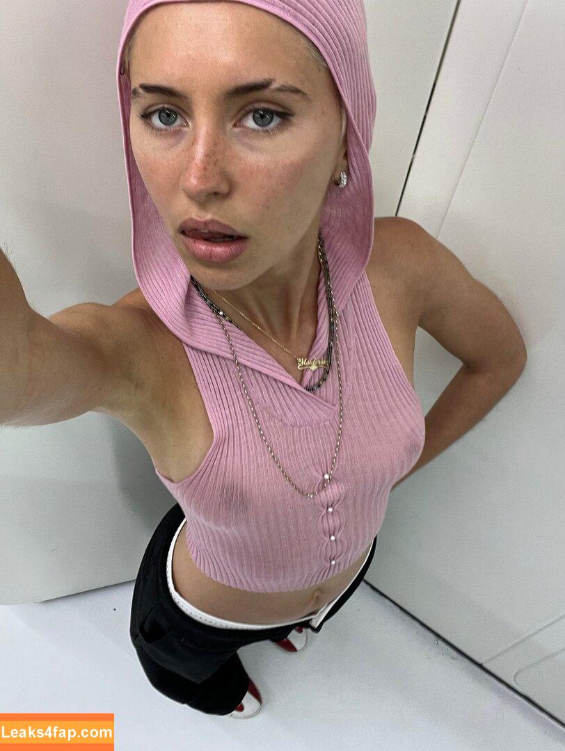 Iris Law / icelandicgirl69 / lirisaw слитое фото фото #0308