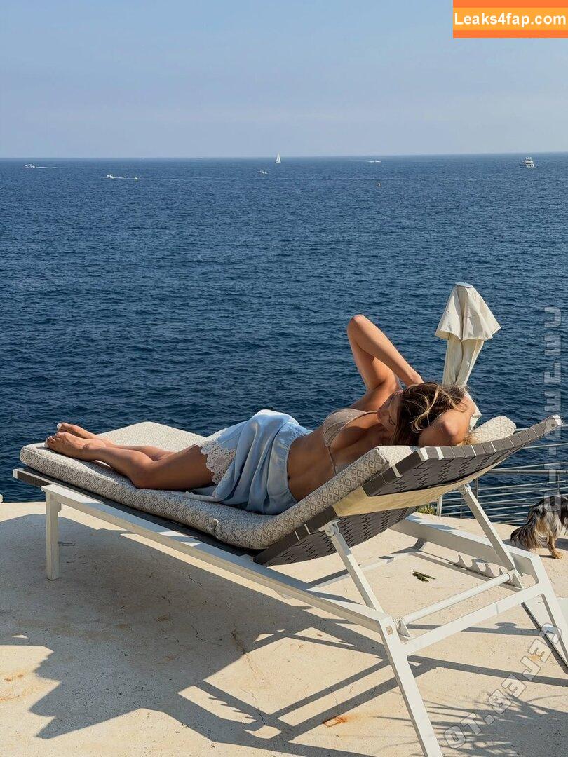 Iris Mittenaere / https: / irismittenaere / summerxiris leaked photo photo #0144