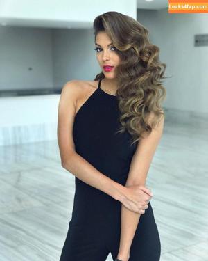 Iris Mittenaere photo #0060