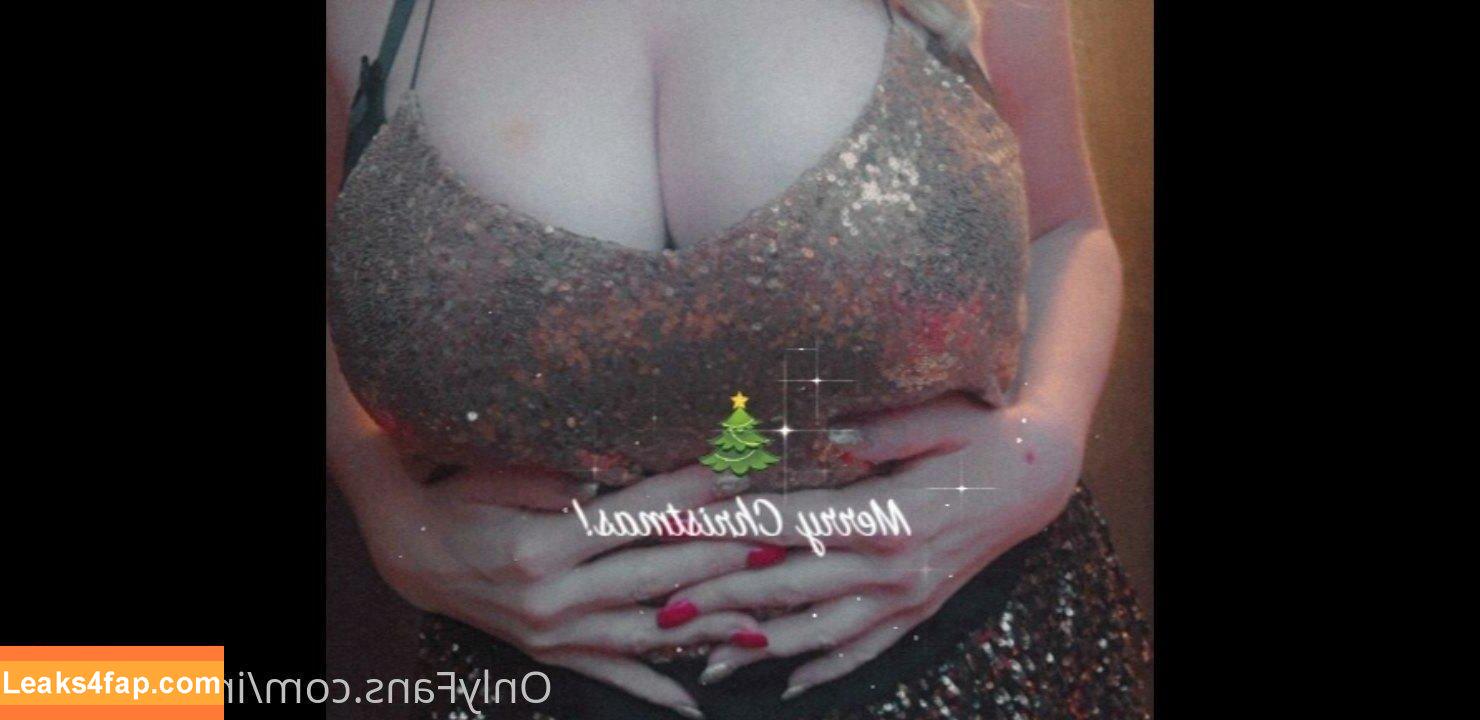 irisqueen28 / irisqueenfan leaked photo photo #0047