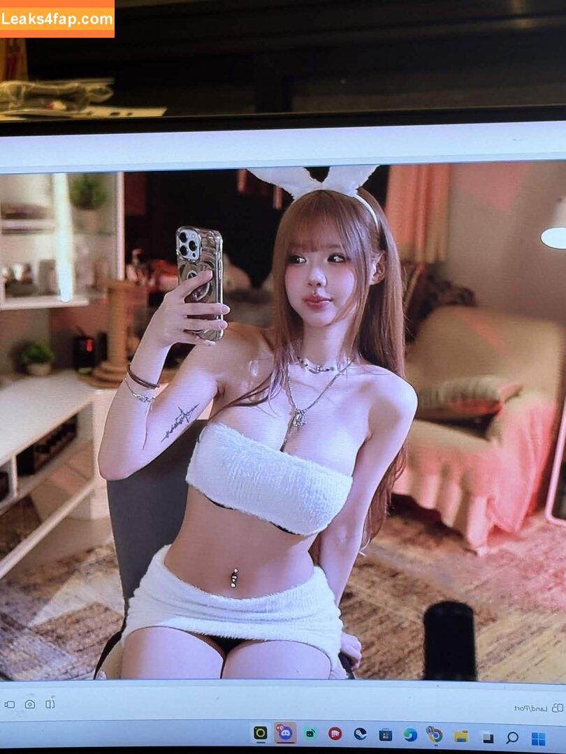 irissiri129 / irisyiyi_ / 艾怡 leaked photo photo #0373