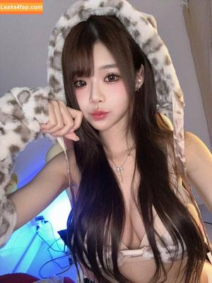 irissiri129 photo #0124