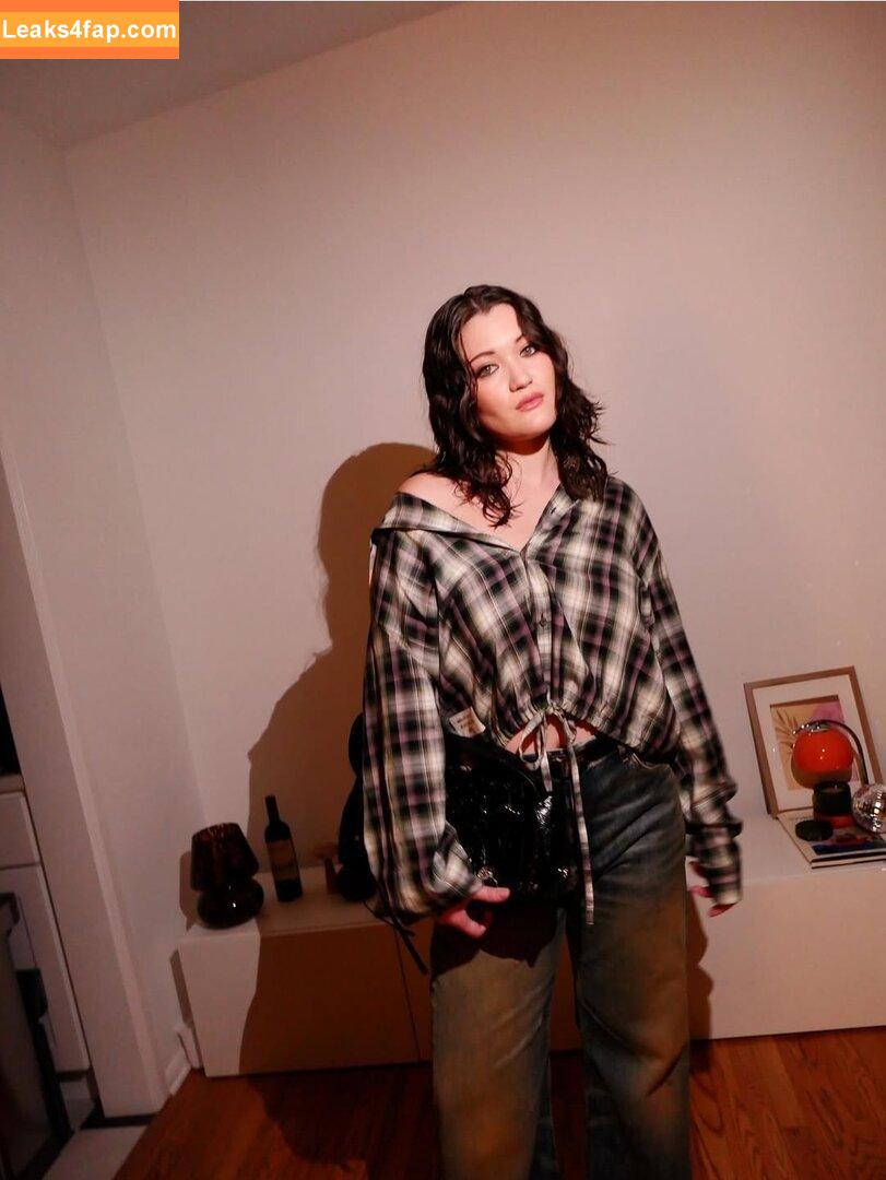 Isa Briones / isacamillebriones / laquinn_99 слитое фото фото #0063