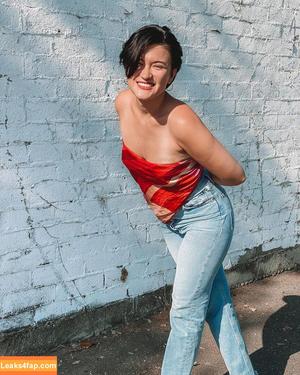 Isa Briones фото #0031