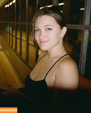 Isa Briones photo #0051