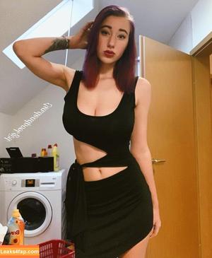 isa.deadpool.girl photo #0010