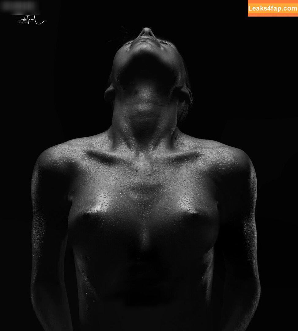 Isabel Ditlevsen / Isabelditlevsen leaked photo photo #0072
