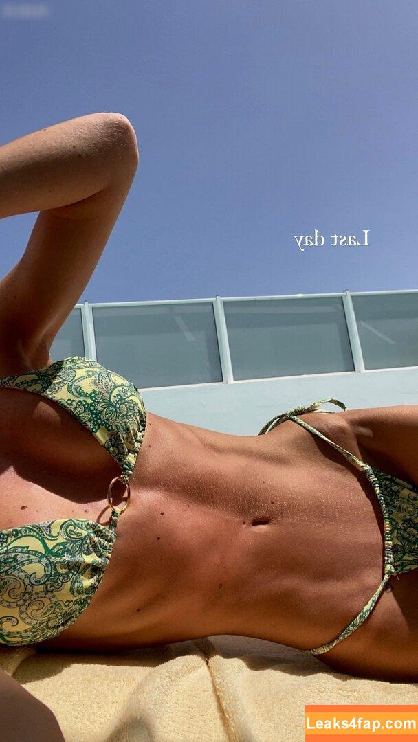 Isabel Ditlevsen / Isabelditlevsen leaked photo photo #0108
