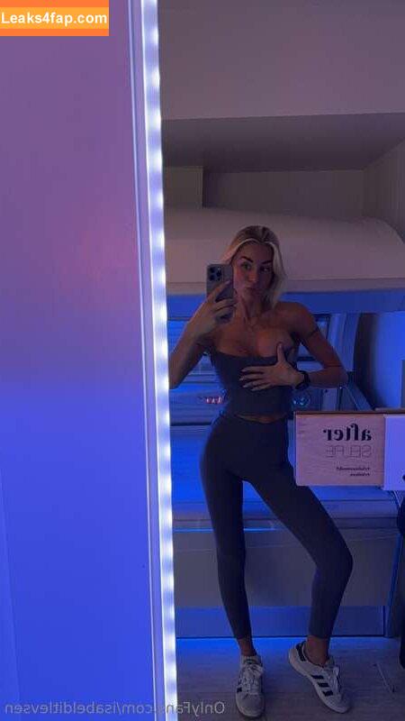 Isabel Ditlevsen / Isabelditlevsen leaked photo photo #0224