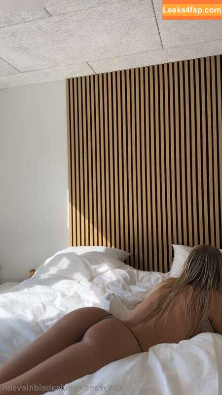 Isabel Ditlevsen / Isabelditlevsen leaked photo photo #0227