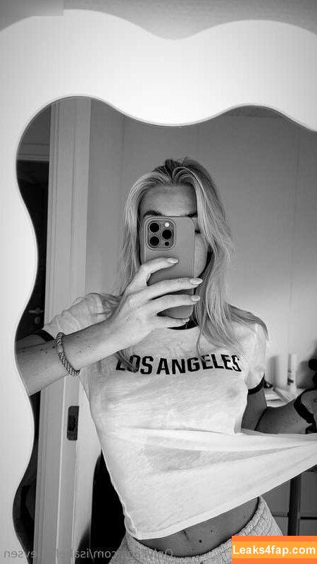 Isabel Ditlevsen / Isabelditlevsen leaked photo photo #0234