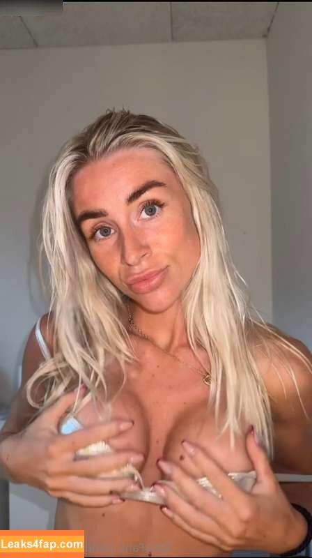 Isabel Ditlevsen / Isabelditlevsen leaked photo photo #0241