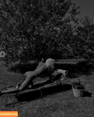 Isabel Ditlevsen photo #0125