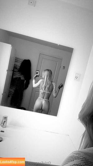 Isabel Ditlevsen photo #0232