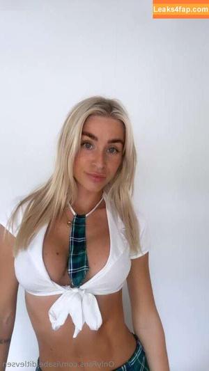 Isabel Ditlevsen photo #0254