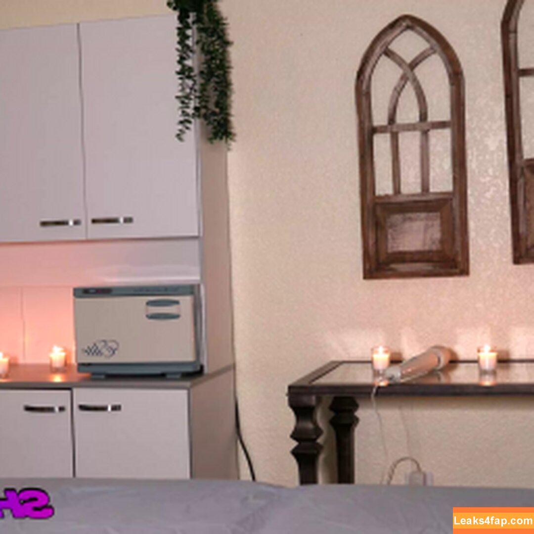 Isabel Love / isabellovemodel leaked photo photo #0103