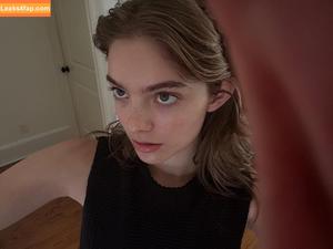 Isabel Myers photo #0055