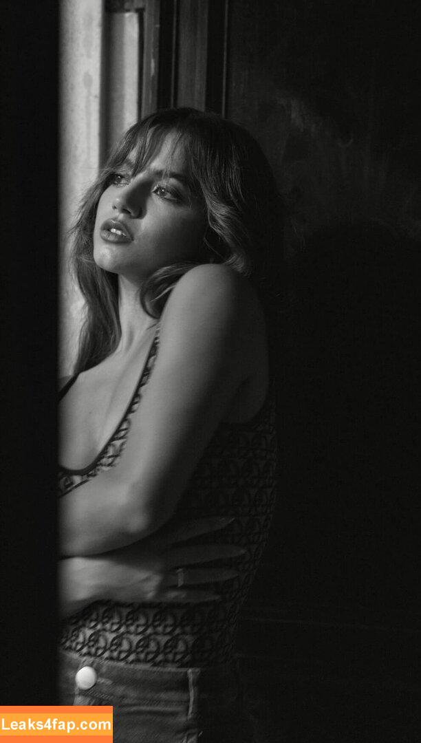 Isabela Merced / isabelamerced leaked photo photo #0164