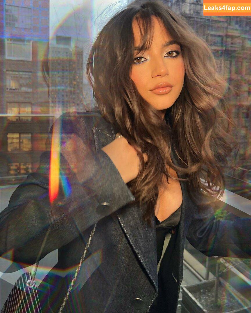 Isabela Merced / isabelamerced leaked photo photo #0214