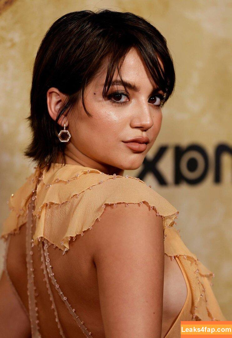 Isabela Merced / isabelamerced leaked photo photo #0925