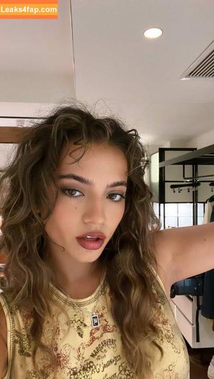 Isabela Merced photo #0122