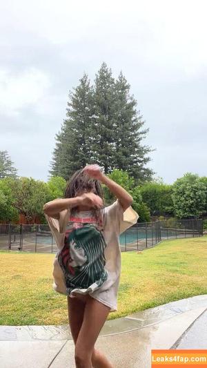 Isabela Merced photo #0130